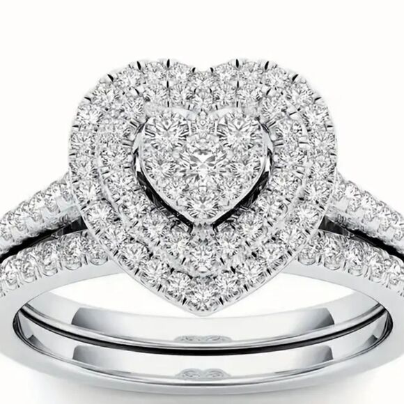 Zircon 2 pc heart shaped ring set size 6 - Picture 1 of 10